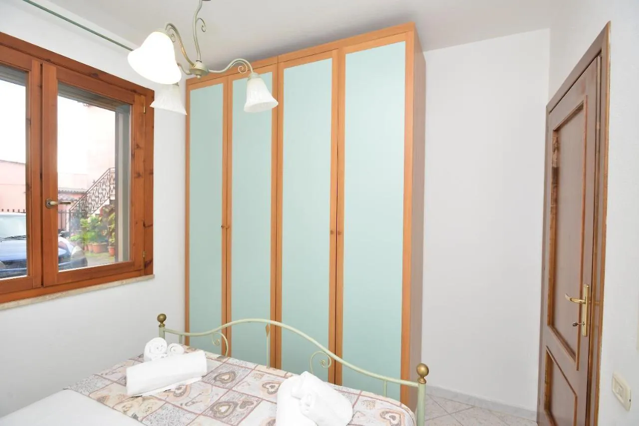 Apartment Izzhome Sweetness Pula Italy